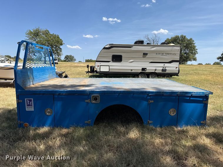 image for item FC4214 Flat bed