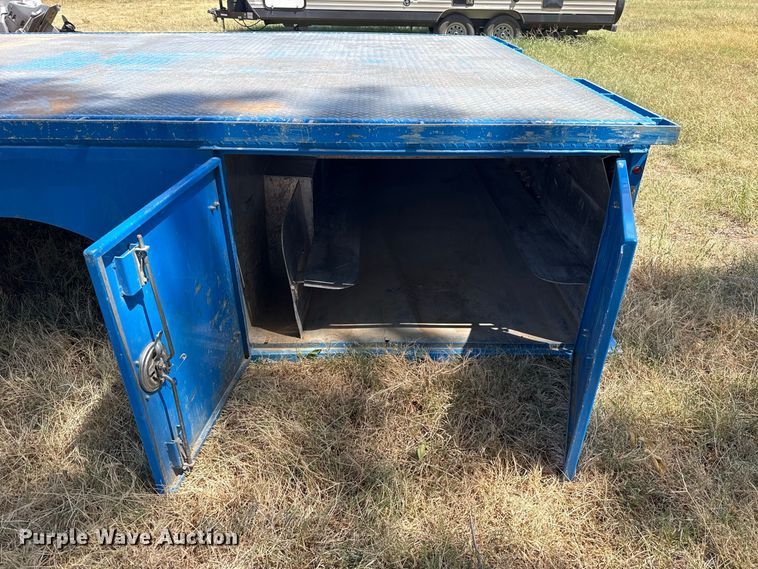 image for item FC4214 Flat bed