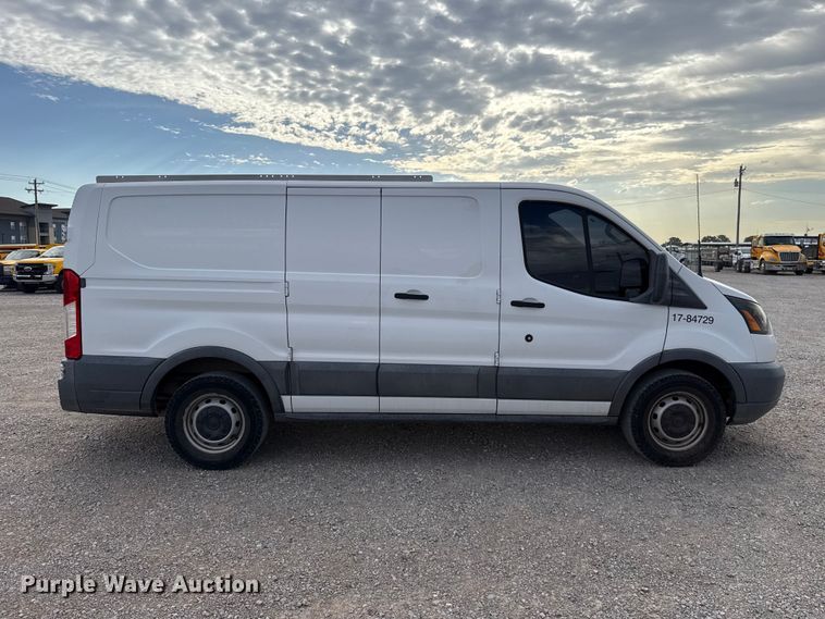 image for item FC4217 2017 Ford Transit 150 van