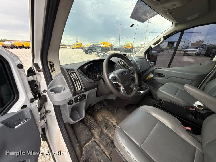 image for item FC4217 2017 Ford Transit 150 van