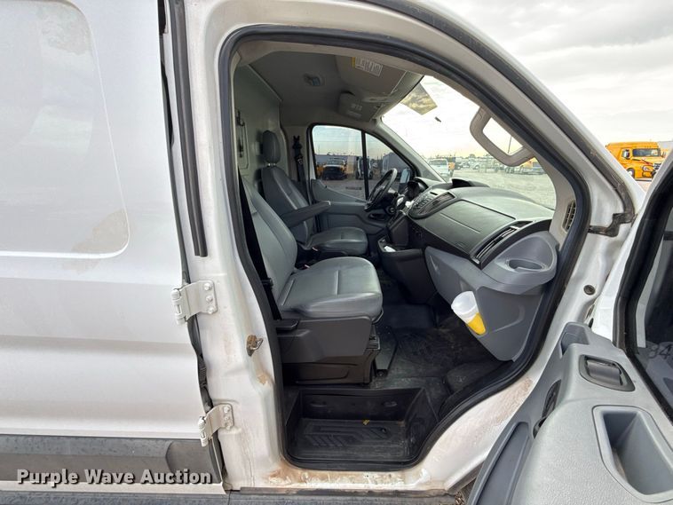 image for item FC4217 2017 Ford Transit 150 van