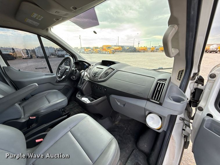 image for item FC4217 2017 Ford Transit 150 van
