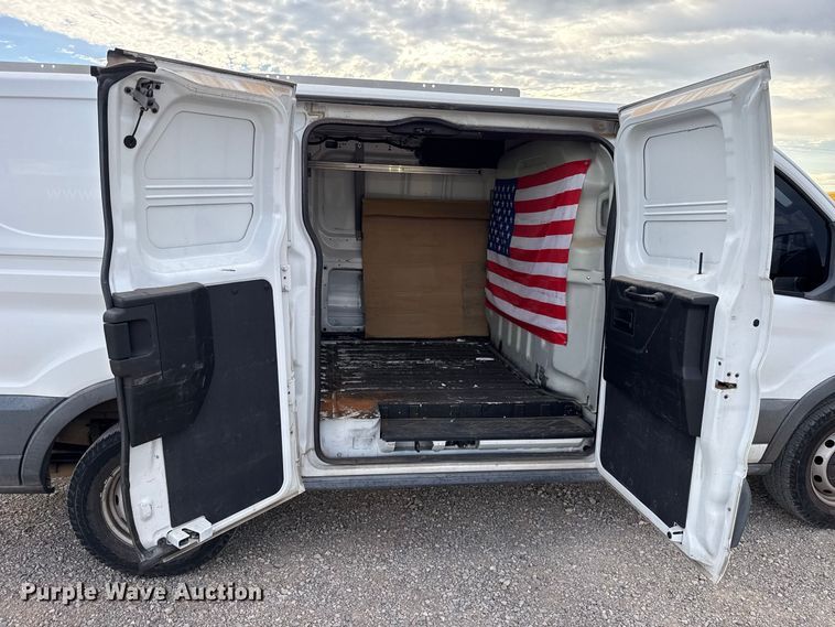 image for item FC4217 2017 Ford Transit 150 van