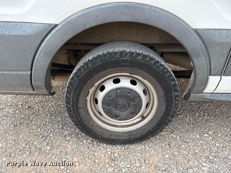 image for item FC4217 2017 Ford Transit 150 van