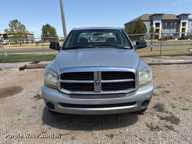 image for item FC4221 2006 Dodge Ram 1500 Ext. Cab pickup truck
