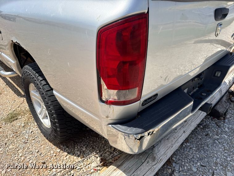 image for item FC4221 2006 Dodge Ram 1500 Ext. Cab pickup truck