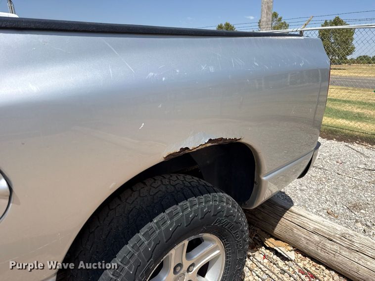 image for item FC4221 2006 Dodge Ram 1500 Ext. Cab pickup truck