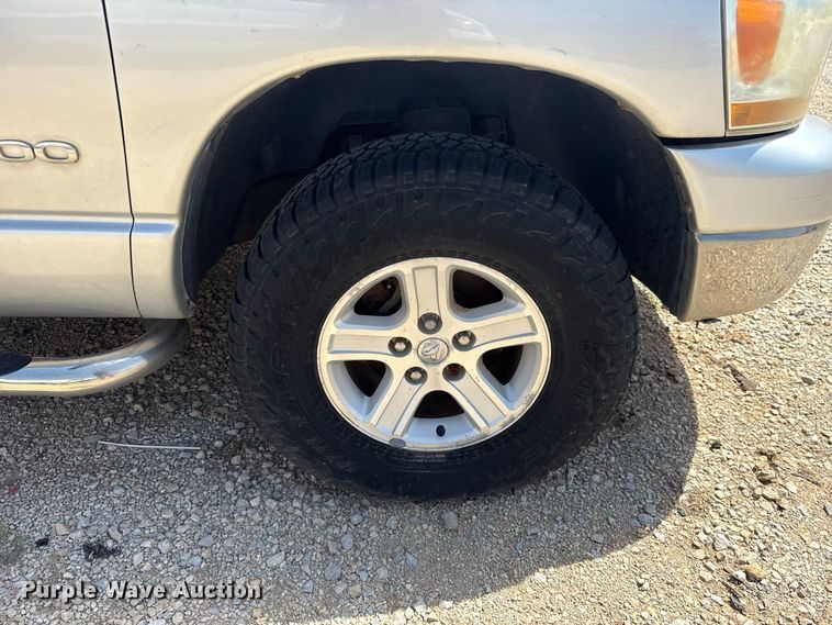 image for item FC4221 2006 Dodge Ram 1500 Ext. Cab pickup truck