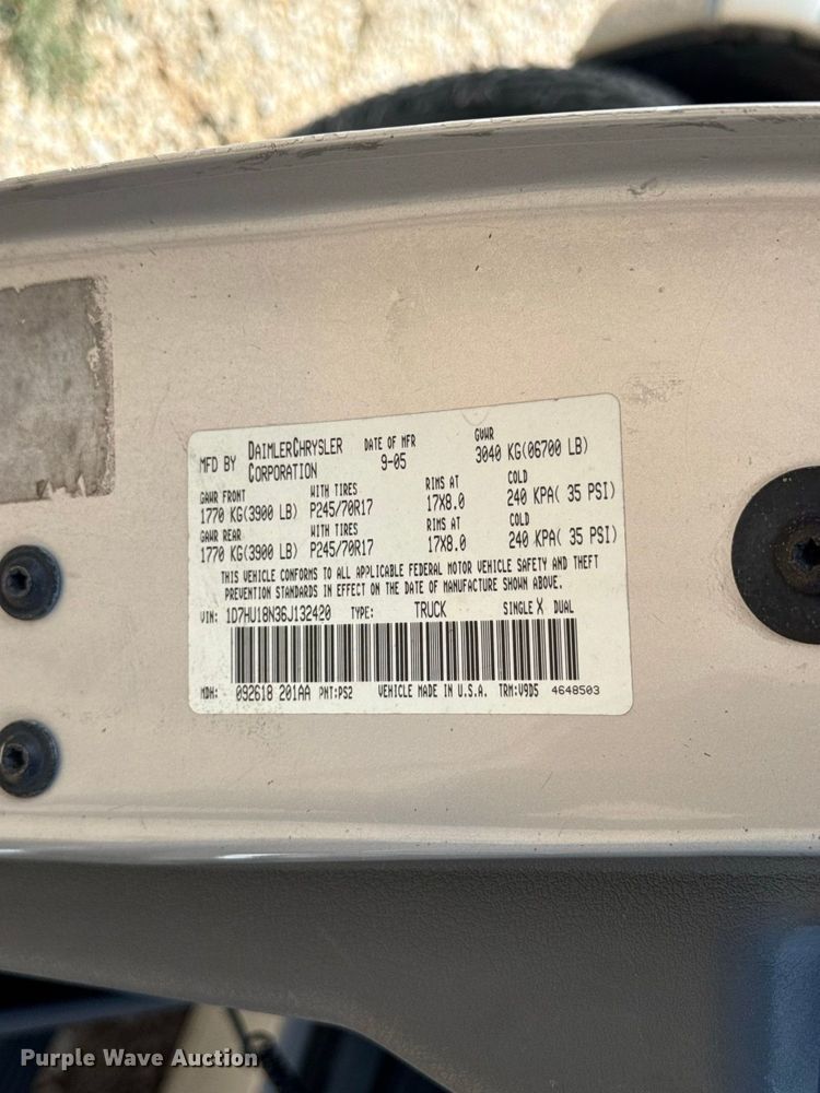 image for item FC4221 2006 Dodge Ram 1500 Ext. Cab pickup truck