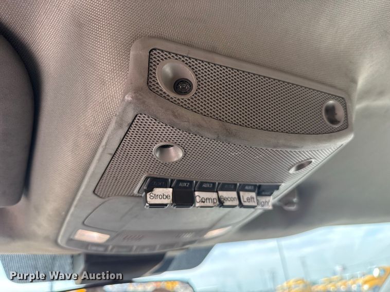 image for item FC4222 2020 Ford F350 Super Duty utility bed pickup truck
