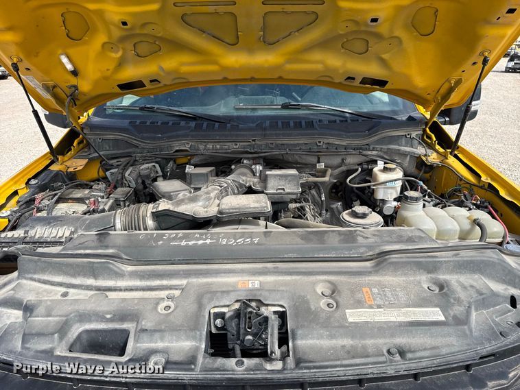 image for item FC4222 2020 Ford F350 Super Duty utility bed pickup truck
