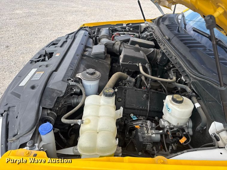 image for item FC4223 2022 Ford F350 Super Duty pickup truck