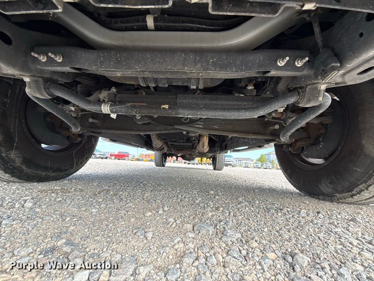 image for item FC4223 2022 Ford F350 Super Duty pickup truck