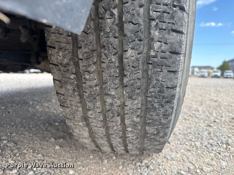 image for item FC4223 2022 Ford F350 Super Duty pickup truck