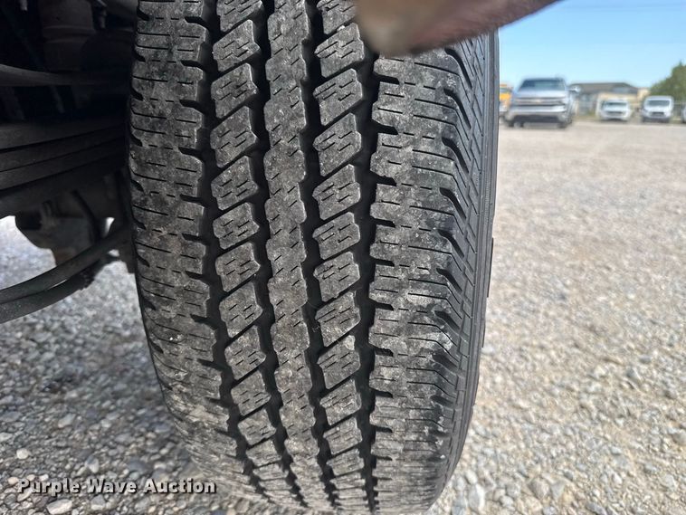 image for item FC4223 2022 Ford F350 Super Duty pickup truck