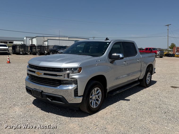 2021 Chevrolet Silverado 1500 Crew Cab pickup truck