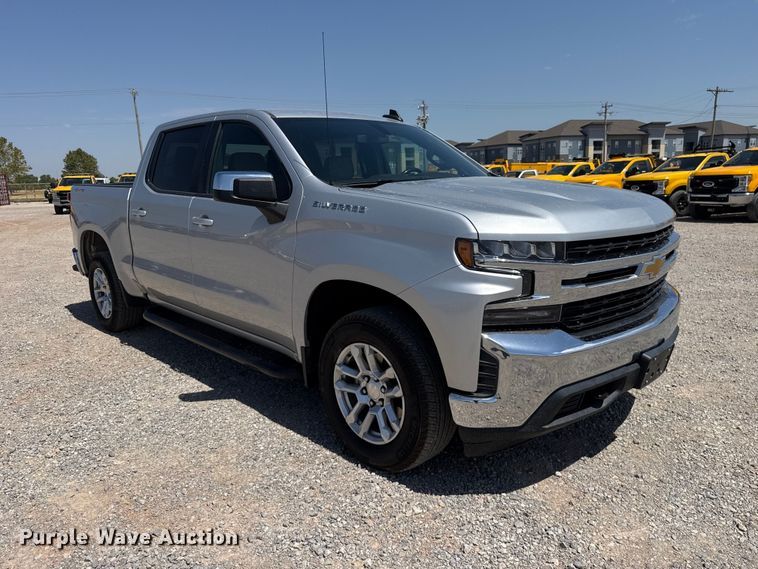 image for item FC4224 2021 Chevrolet Silverado 1500 Crew Cab pickup truck