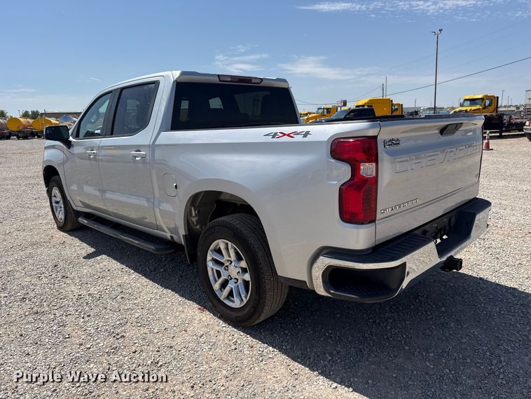 image for item FC4224 2021 Chevrolet Silverado 1500 Crew Cab pickup truck