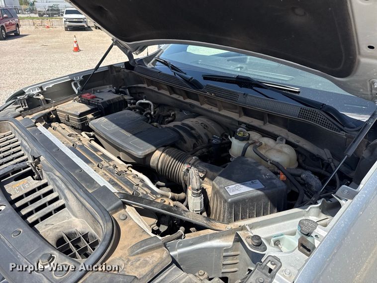 image for item FC4224 2021 Chevrolet Silverado 1500 Crew Cab pickup truck