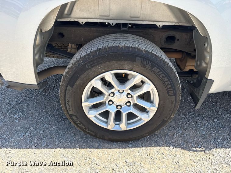 image for item FC4224 2021 Chevrolet Silverado 1500 Crew Cab pickup truck