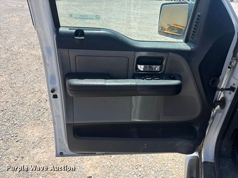 image for item FC4225 2008 Ford F150 Crew Cab pickup truck