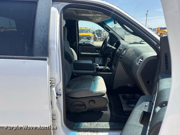 image for item FC4225 2008 Ford F150 Crew Cab pickup truck