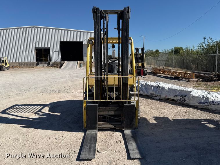 image for item FC4259 2015 Hyster H80FT forklift