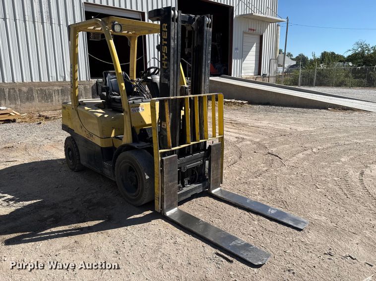 image for item FC4260 2013 Hyster H60FT forklift