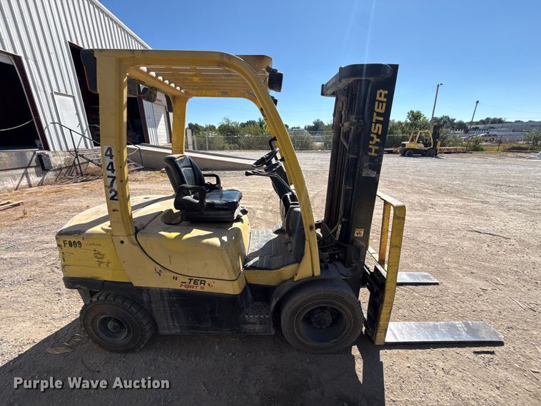 image for item FC4260 2013 Hyster H60FT forklift