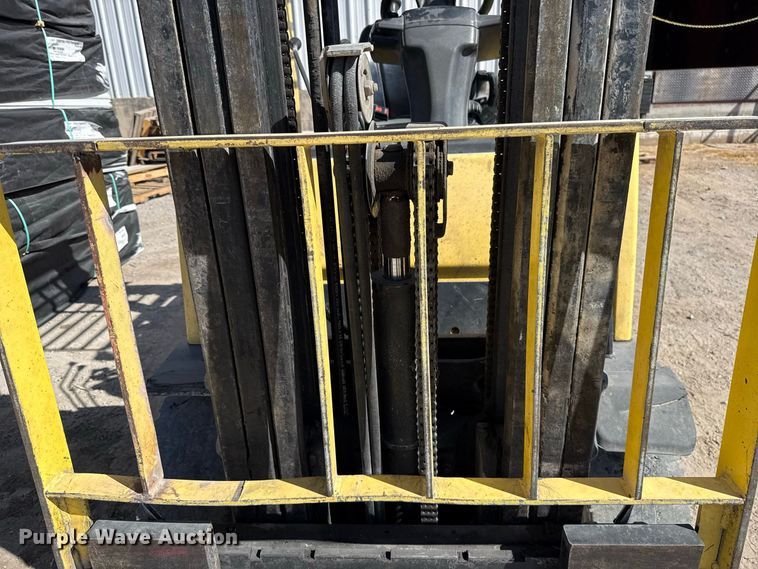image for item FC4260 2013 Hyster H60FT forklift