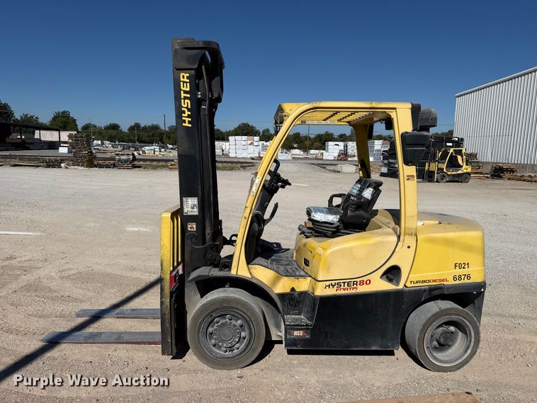 image for item FC4261 2018 Hyster H80FT forklift