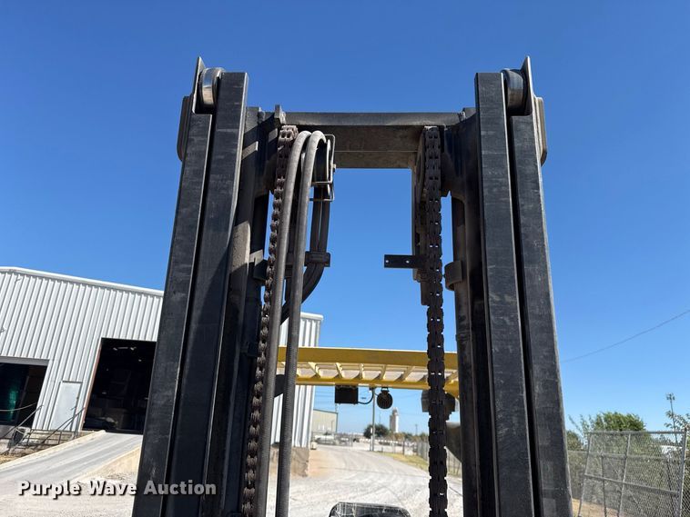 image for item FC4261 2018 Hyster H80FT forklift