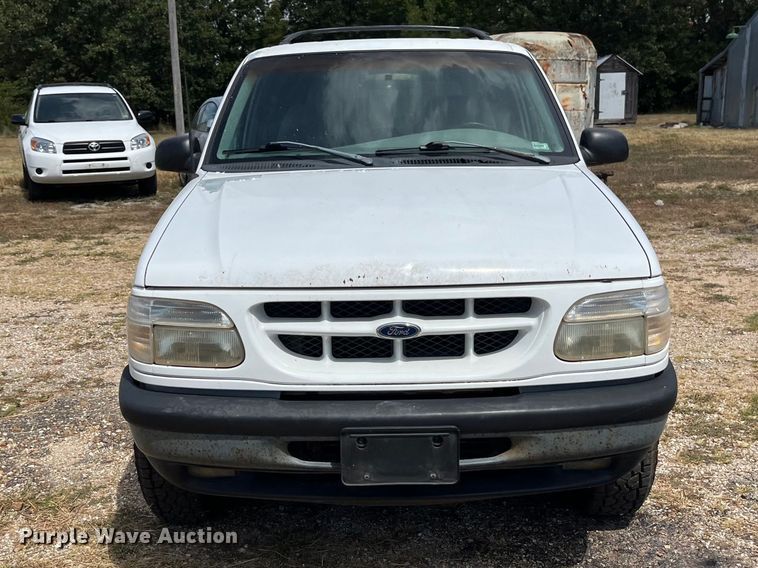 image for item FG0599 1998 Ford  Explorer Sport SUV