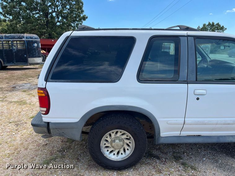 image for item FG0599 1998 Ford  Explorer Sport SUV
