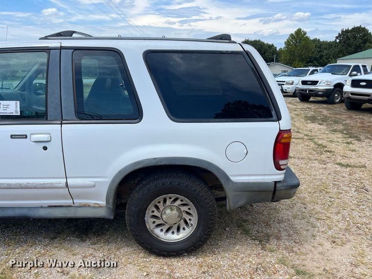 image for item FG0599 1998 Ford  Explorer Sport SUV