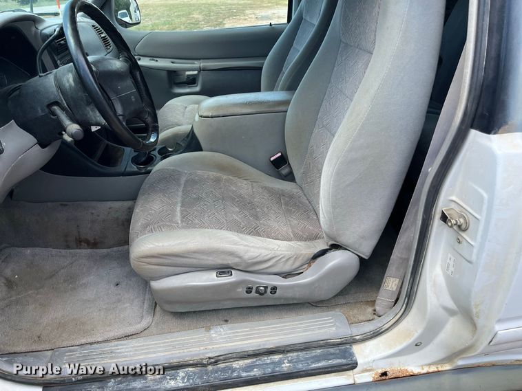image for item FG0599 1998 Ford  Explorer Sport SUV