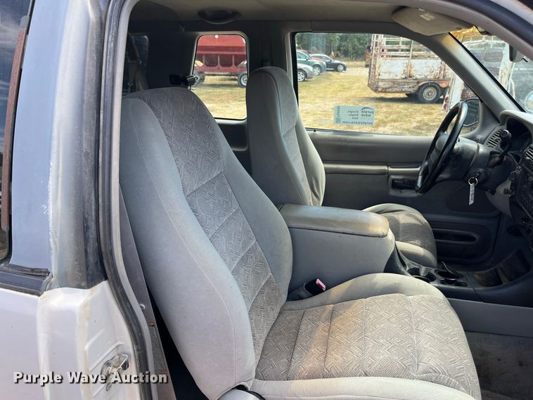 image for item FG0599 1998 Ford  Explorer Sport SUV