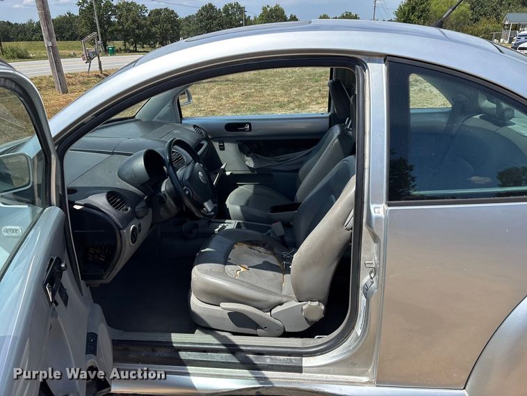 image for item FG0601 2000 Volkswagen  Beetle 
