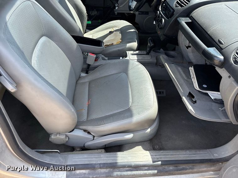 image for item FG0601 2000 Volkswagen  Beetle 