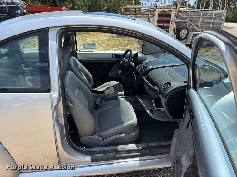 image for item FG0601 2000 Volkswagen  Beetle 