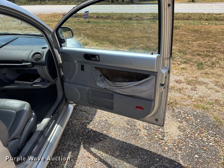 image for item FG0601 2000 Volkswagen  Beetle 