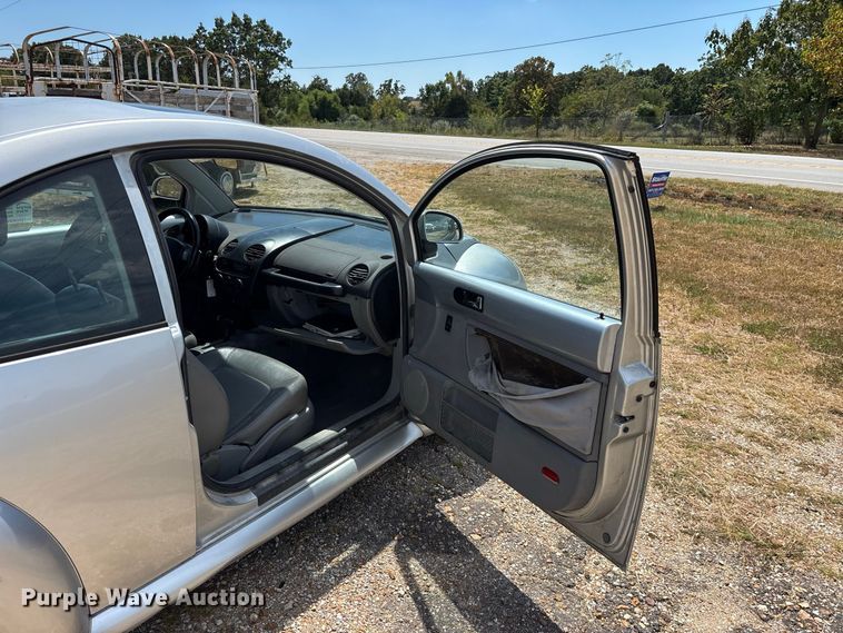 image for item FG0601 2000 Volkswagen  Beetle 