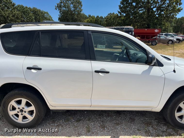 image for item FG0602 2007 Toyota  RAV4 SUV
