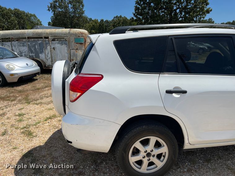 image for item FG0602 2007 Toyota  RAV4 SUV
