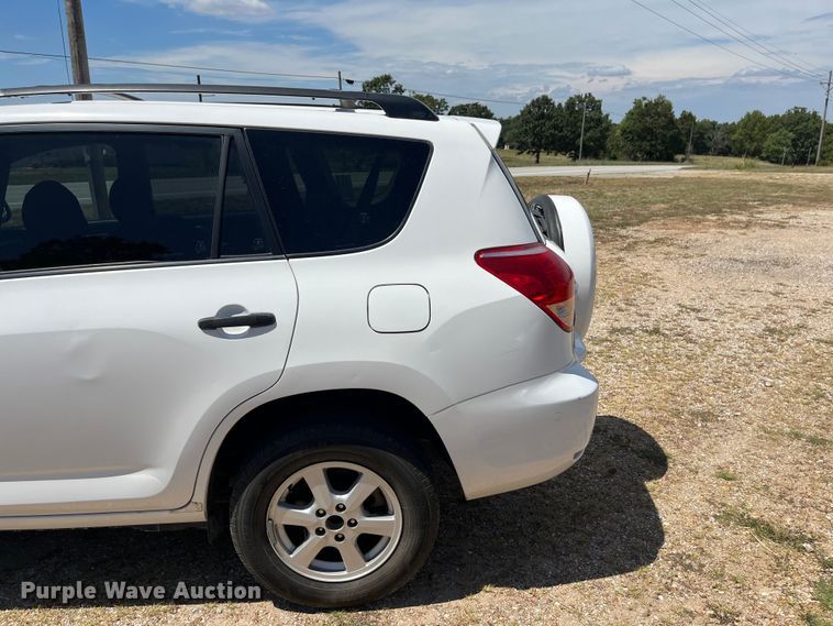 image for item FG0602 2007 Toyota  RAV4 SUV