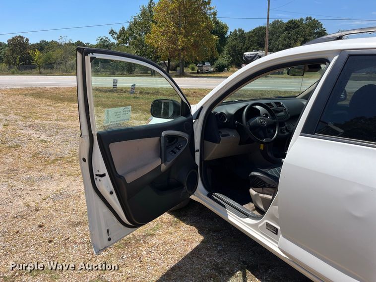 image for item FG0602 2007 Toyota  RAV4 SUV