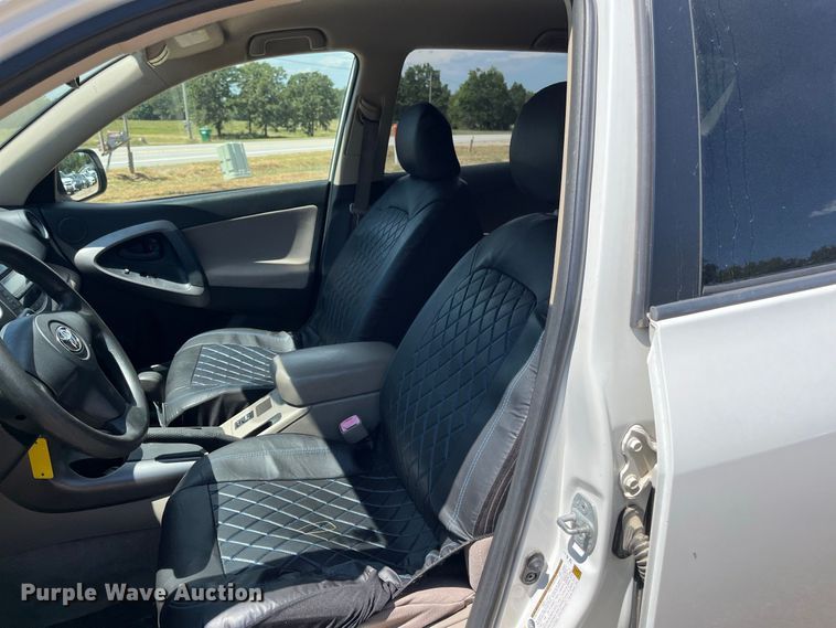 image for item FG0602 2007 Toyota  RAV4 SUV
