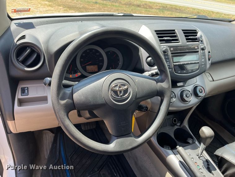 image for item FG0602 2007 Toyota  RAV4 SUV