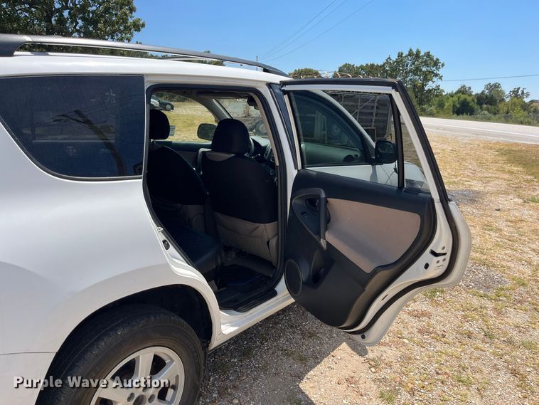 image for item FG0602 2007 Toyota  RAV4 SUV