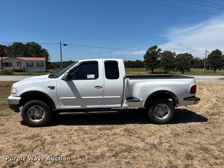 image for item FG0604 2001 Ford  F150 Ext. Cab pickup truck
